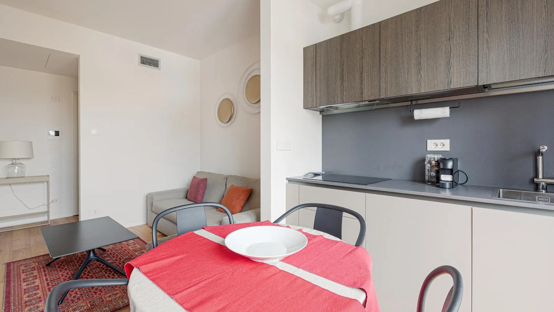 Amazing & Central Milan Apt - City Life District! 아파트
