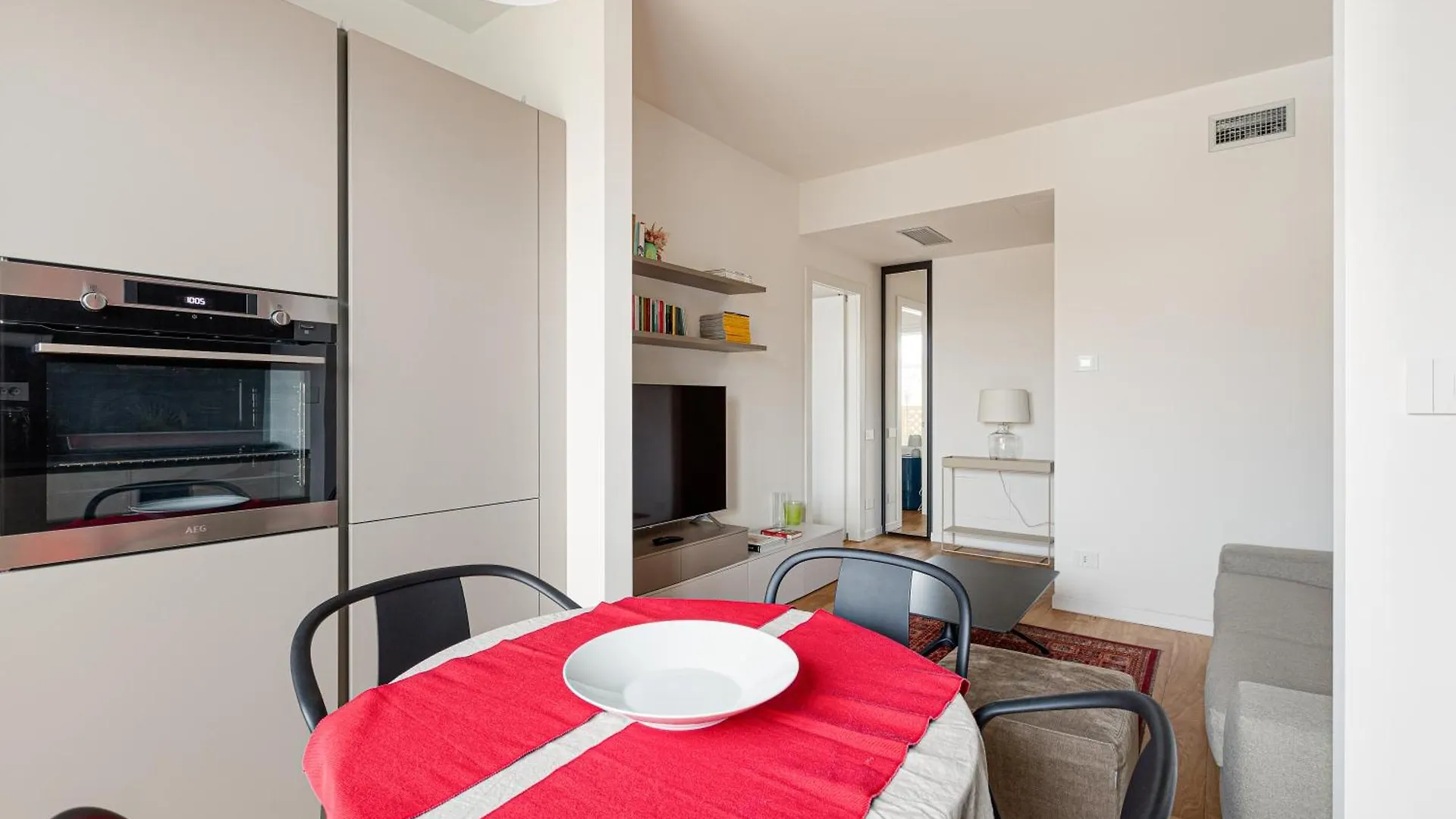 Amazing & Central Milan Apt - City Life District!